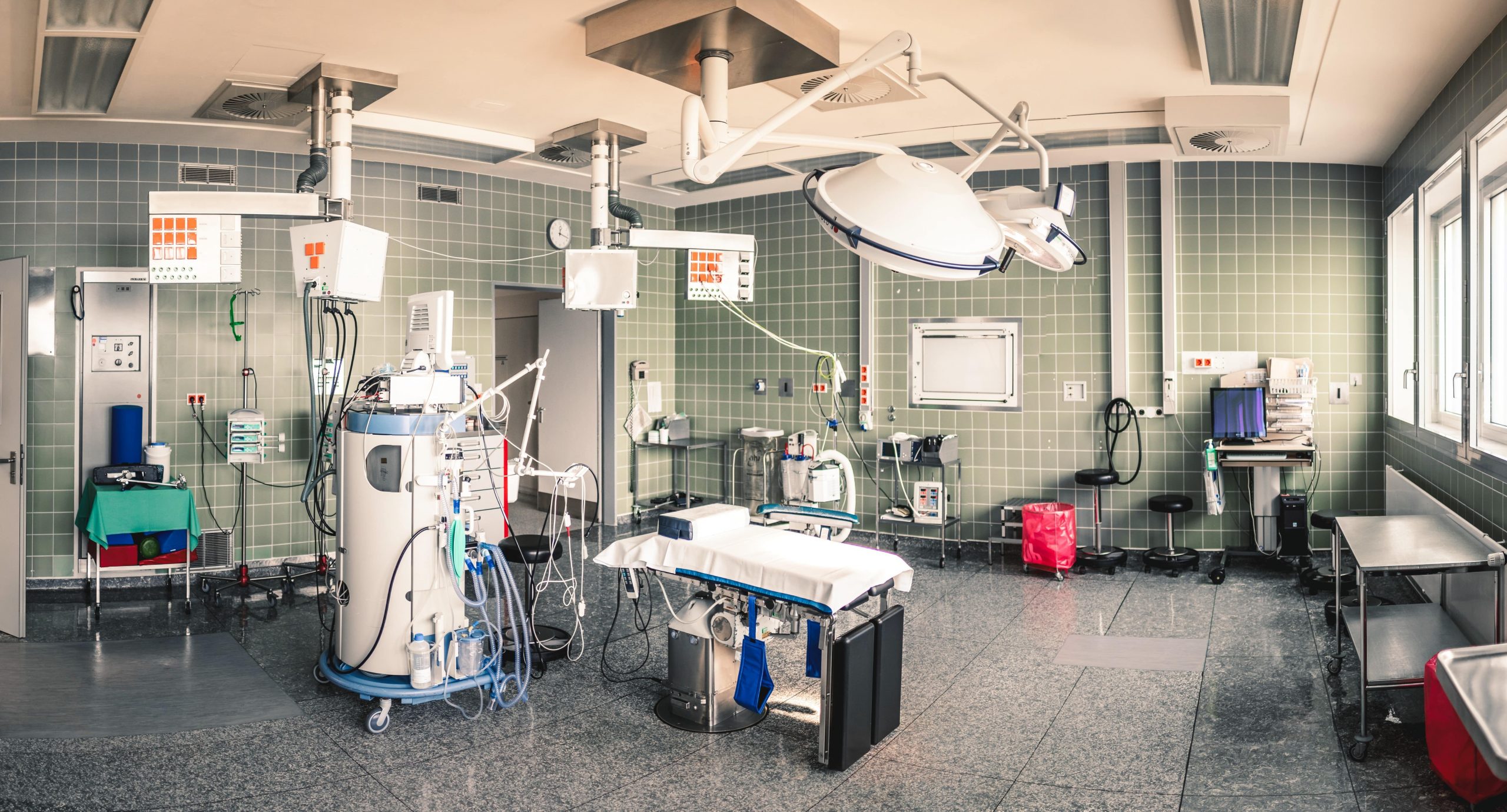 Hospital barcode tracking systems in the operating theatre